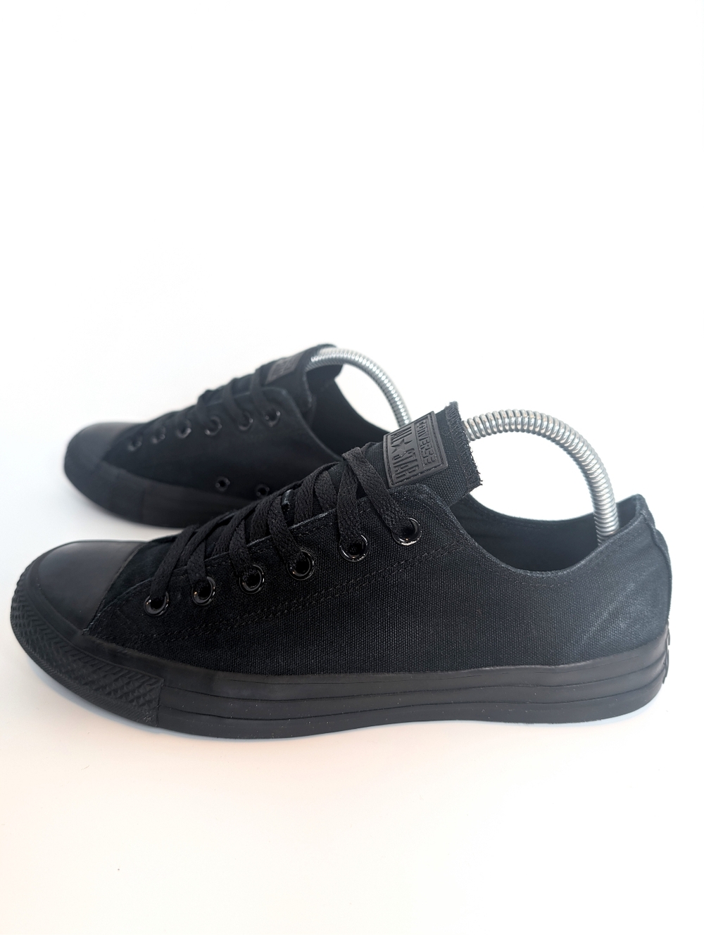 Converse All Star Low Top Canvas Fabric Black Sneakers Women's Size 10